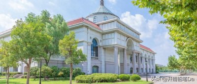 ​全国外国语大学所有名单！附最好大学排名榜及文理科分数