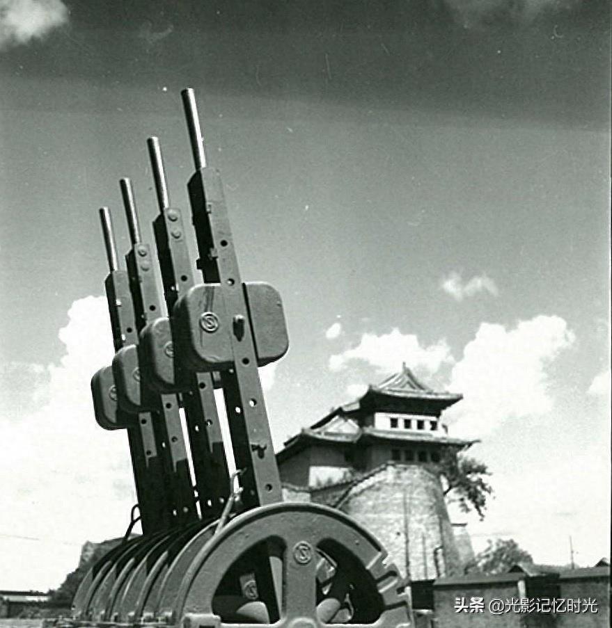 老照片：八十年前的北京朝阳门