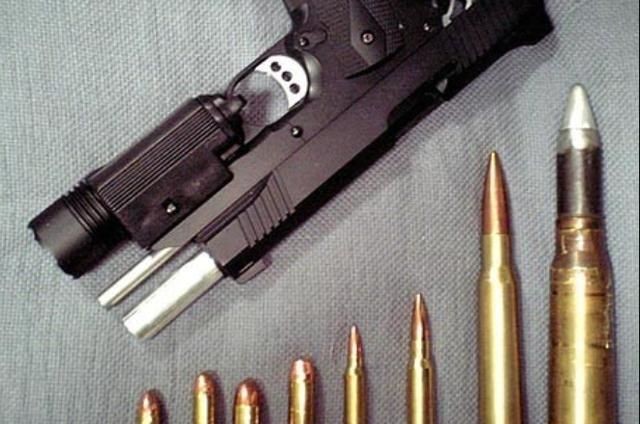 防弹衣的材料，单兵防弹衣对抗子弹的极限是多大口径？图6