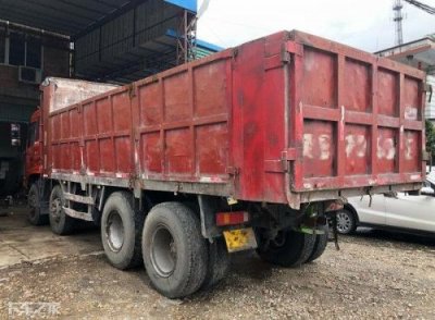 ​二手泥头车交易平台_二手泥头车前二后八轮