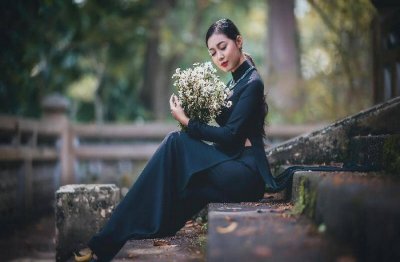 ​怎样跟男生聊天找话题话术（和喜欢的男生聊天不尴尬）