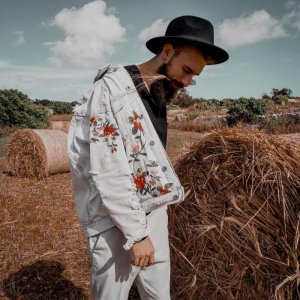 ​男人跟你微信说早安，注意那个每天只跟你说早安的男人