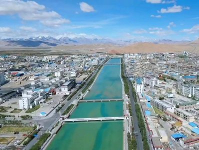 ​印度河上游的中国小城——狮泉河镇，新藏公路上的重镇