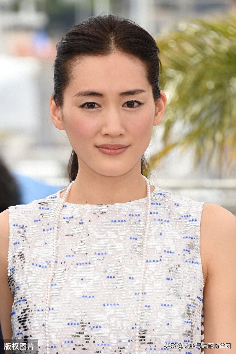 午休时间放毒，一组绫濑遥的图集，端庄脱俗、性感撩人