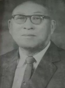 ​74年徐庭瑶在台湾病逝，生前嘱咐：如有可能，把我的遗骨送回故乡