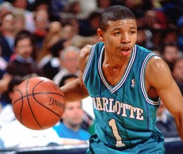 ​身高160的博格斯是NBA历史最矮的球员，职业生涯长达14年