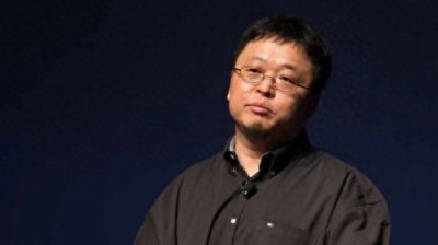 ​罗永浩真假铁公鸡之争？他那山河壮丽般履历不容置疑，他真有格局