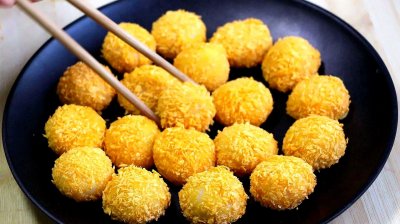 ​外酥里糯不溅油的炸汤圆，要这样才对