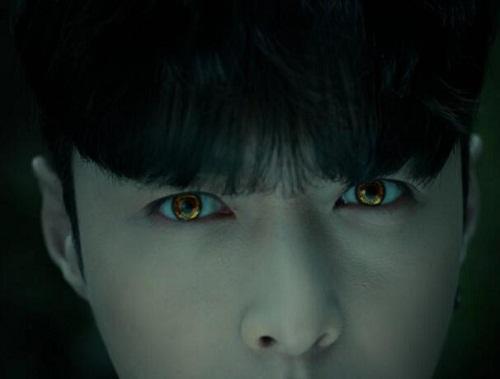 庄睿怎么会拥有黄金瞳有什么作用?冯权和庄睿两人是同一个人吗