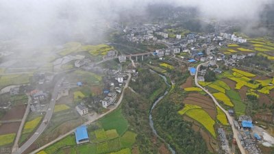 ​铜仁楼市，南强北弱，横盘一年，下滑2%，冰冷的楼市何时迎来春天