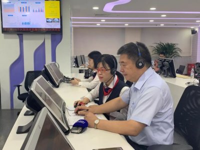 ​上班族丢垃圾遇难题，上海调整延长垃圾定时投放时段