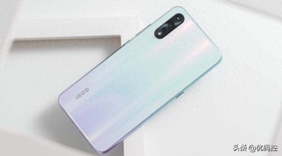 ​3000元左右的手机这样选，内外兼修闭眼入手