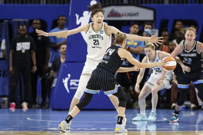 ​WNBA-韩旭贡献2分1篮板 自由人18分惨败天空总比分1-2遭淘汰
