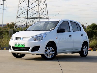 ​手动挡新能源轿车东风俊风ER30 非自动挡纯电动绿牌汽车东风er30