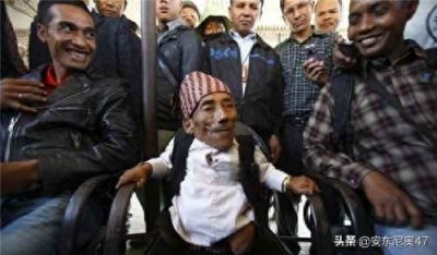 ​世界上最矮的人是谁