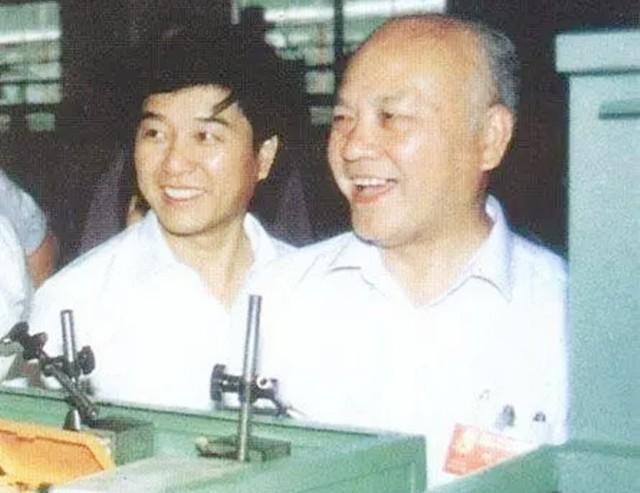 上将配多少警卫(什么级别才可配“警卫员”？)