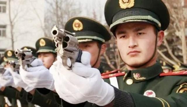 上将配多少警卫(什么级别才可配“警卫员”？)