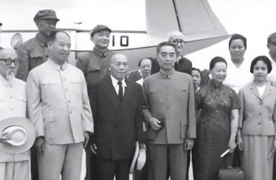 ​65年李宗仁回国后找张云逸道歉，张让家人回避，说了一番肺腑之言