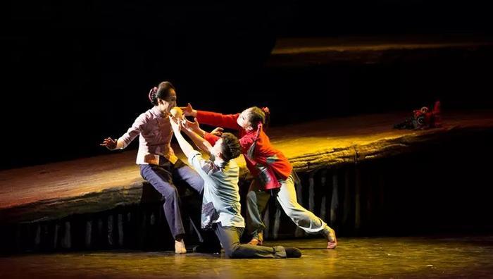 剧透：乳山舞剧《乳娘》何以在北京引起轰动？