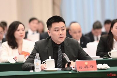 ​成都“新质生产力”在哪儿？我们和代表委员聊了聊人形机器人、AI……