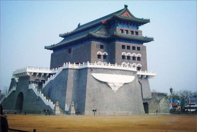 北京城外城的正南门被称作(北京的南大门叫什么门)