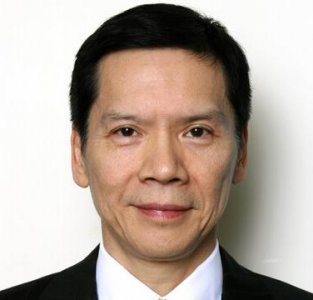 ​那个曾经在北京夜总会怒扇向华强两耳光的＂混混＂白航后来怎样了？