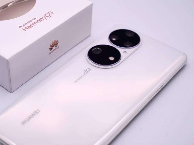 华为p50是直屏还是曲屏(华为p50是5g手机吗)