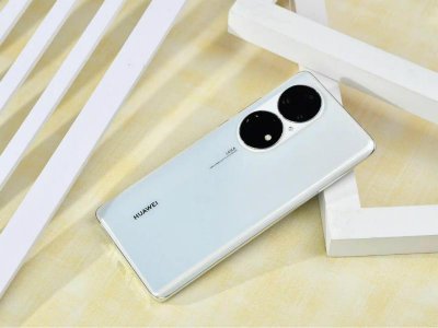 ​华为p50是直屏还是曲屏(华为p50是5g手机吗)