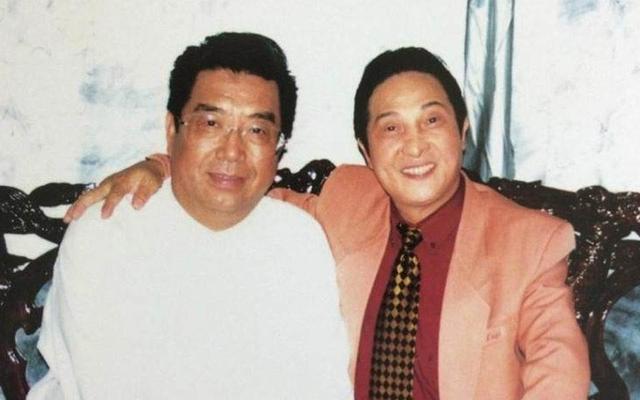 王林：能“断蛇复活”，拜师费500万，李冰冰下跪认干爹