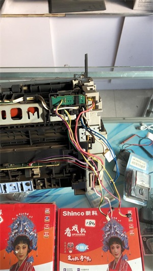 hp惠普1005打印复印一体机拆机定影更换定影膜教程（hp惠普1005打印复印一体机拆机定影更换定影膜教程）(18)