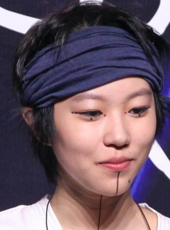 窦靖童周迅公布恋情（网曝窦靖童公开承认同性恋）