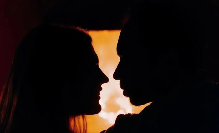 男人因小三离婚的心理分析（如何分析男人和小三的出轨心理）