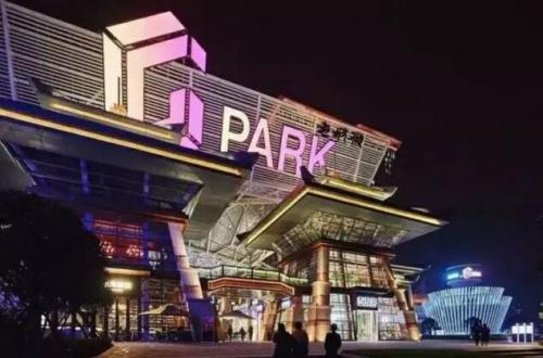 西安的购物圣地（来西安必逛的6大网红购物中心）(7)