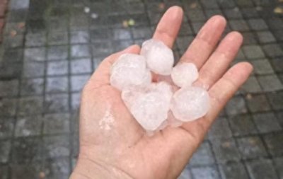 ​气象部门回应广州为何下冰雹？广州一区实行分片区暴雨预警！