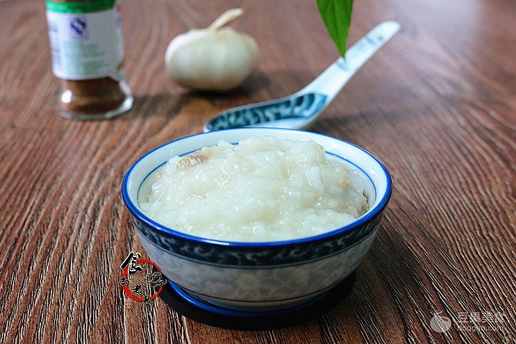 肉末粥的做法(美味又好吃的肉沫粥烹饪教程分享)