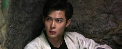 ​沙海张日山身上的纹身是什么