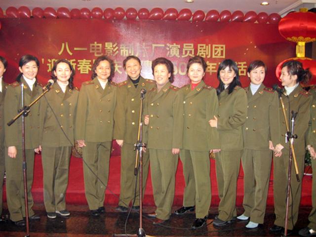 八一厂演员王孝忠简历(揭秘原八一厂的艺术家们)(14)