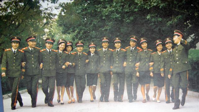 八一厂演员王孝忠简历(揭秘原八一厂的艺术家们)(12)