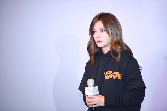 盘点赵薇的几大影视作品(讲述影视明星赵薇的故事)(2)