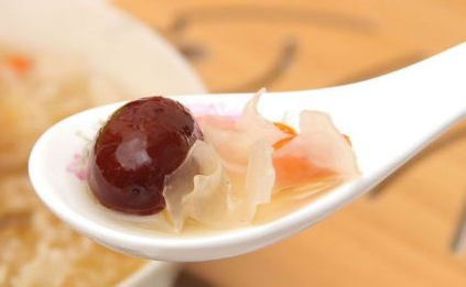 银耳汤热量高,银耳汤的热量高不高图4