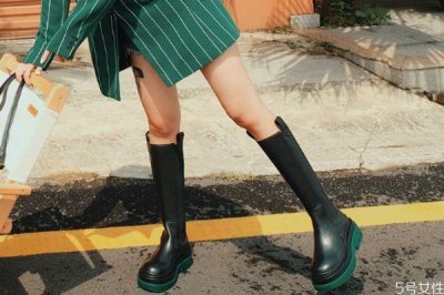 ​靴子怎么预防褶皱 长靴脚踝处褶皱的原因