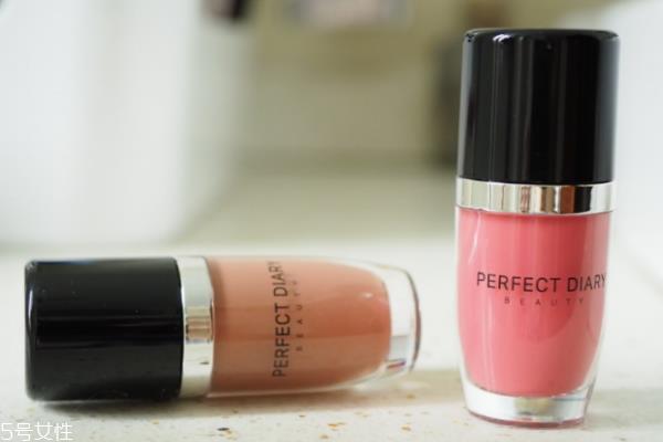 毛孔大用什么腮红 5款不显毛孔的腮红推荐 毛孔大用什么腮红 5款不显毛孔的腮红推荐