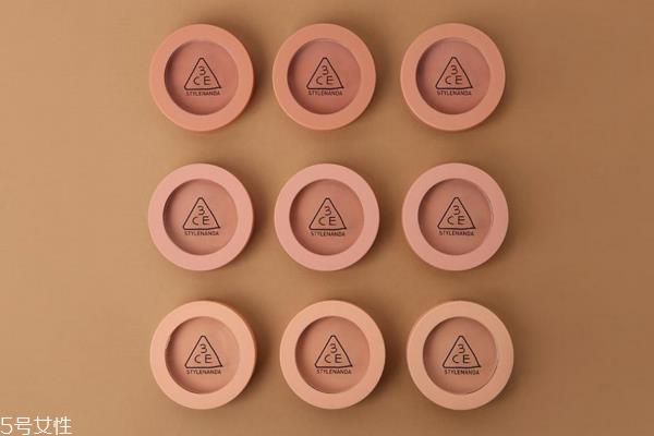 毛孔大用什么腮红 5款不显毛孔的腮红推荐 毛孔大用什么腮红 5款不显毛孔的腮红推荐