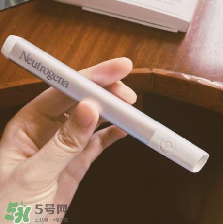 露得清红蓝光疗便携祛痘仪光疗笔怎么样?露得清光疗笔测评 露得清红蓝光疗便携祛痘仪光疗笔怎么样?露得清光疗笔测评