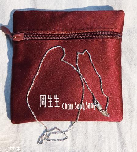 项链一定要配吊坠吗？项链可以不要吊坠吗