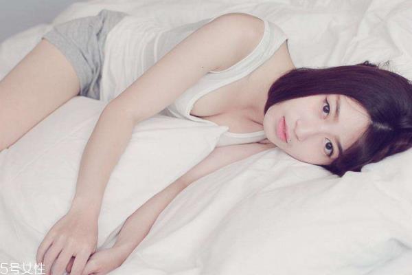 来大姨妈特别憔悴怎么办 4个技巧还你好气色