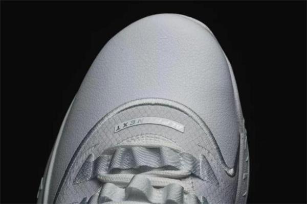 安踏海沃德一代测评 海沃德一代什么配置