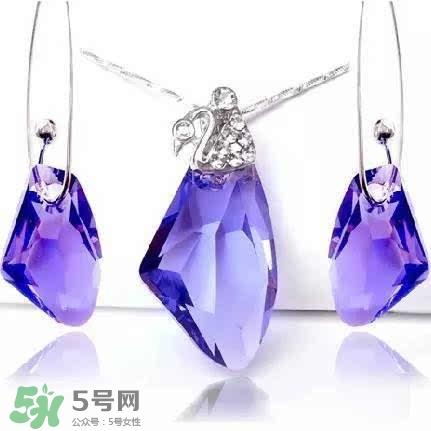 施华洛世奇是什么材质？施华洛世奇是真水晶吗？