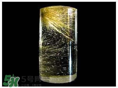 施华洛世奇是什么材质？施华洛世奇是真水晶吗？