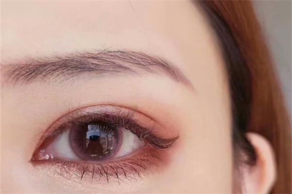 美瞳戴不上怎么办 美瞳戴法新手教程